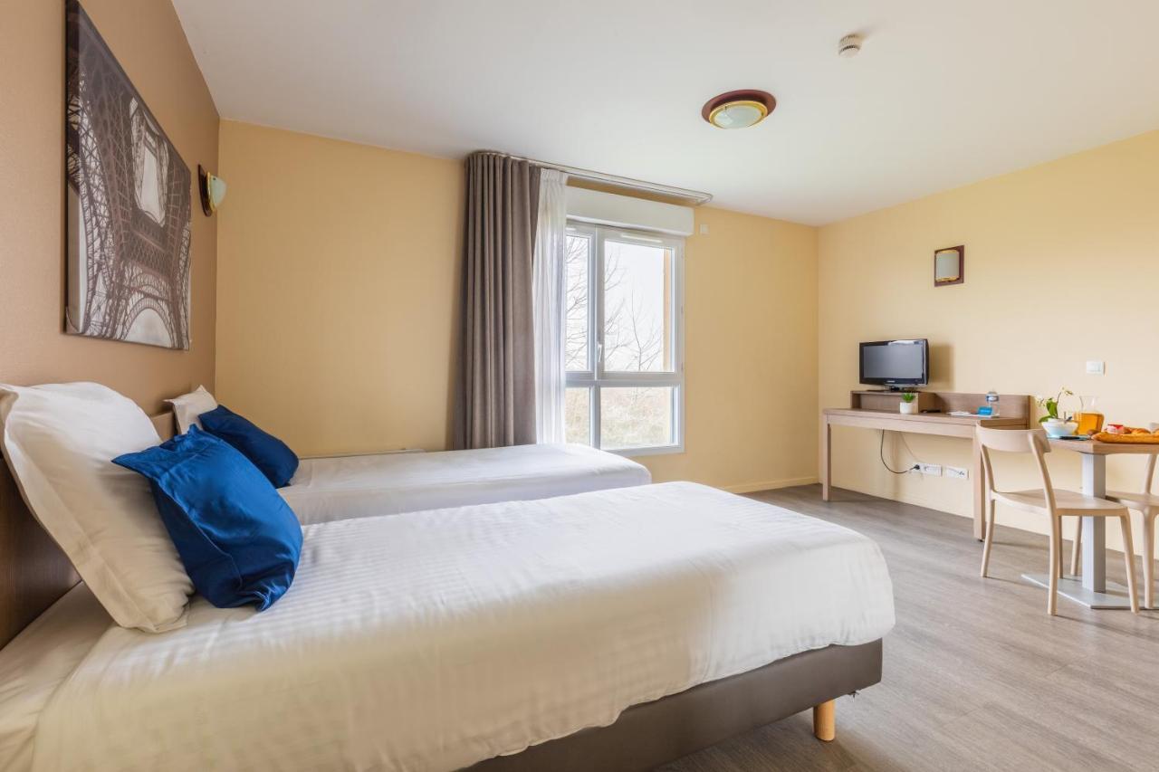 Zenitude Hotel-Residences Magny les Hameaux Bagian luar foto