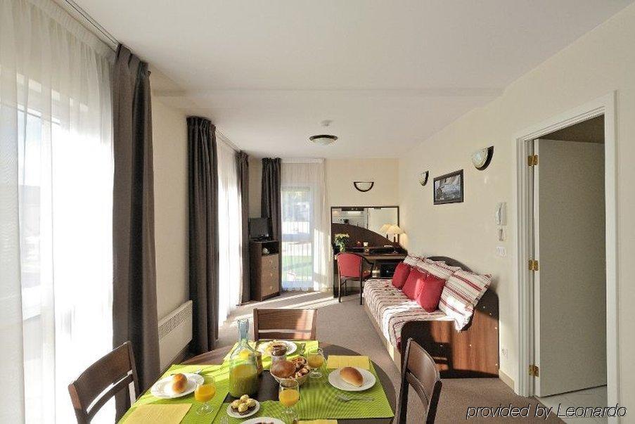 Zenitude Hotel-Residences Magny les Hameaux Ruang foto