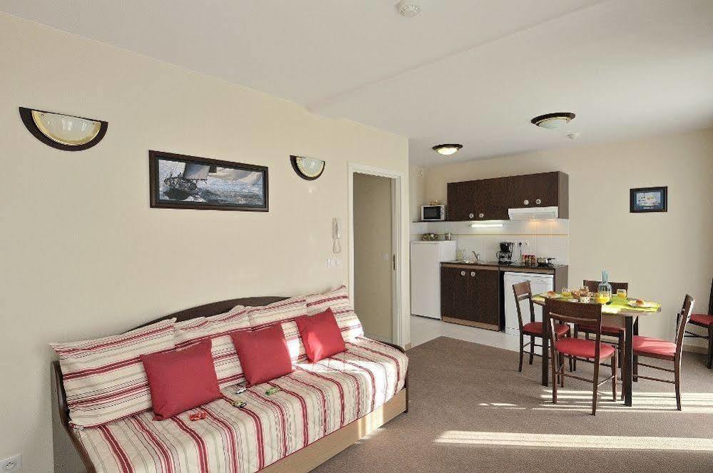 Zenitude Hotel-Residences Magny les Hameaux Bagian luar foto